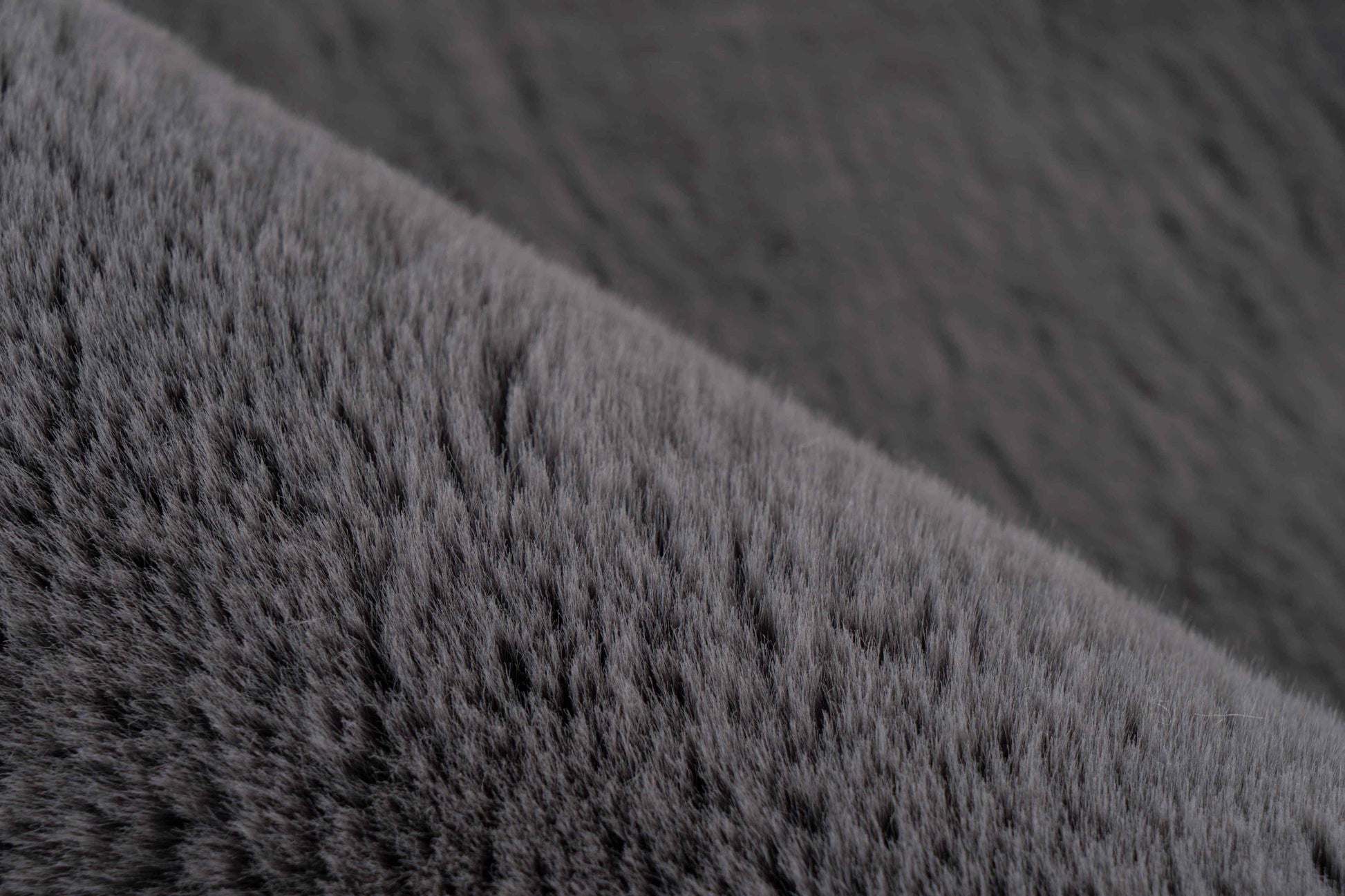 Infinity vloerkleed graphite - Houseofambiance